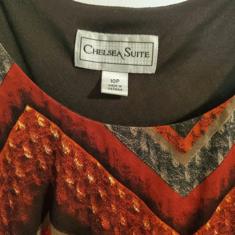 Chelsea suite sleeveless dress